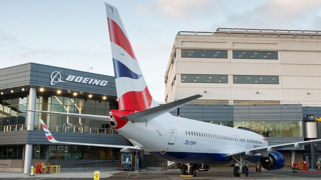 Inspektorat Uzbrojenia MON podpisał umowę na dostawę trzech średnich samolotów do transportu najważniejszych osób w państwie. Będą to maszyny Boeing B737800NG.