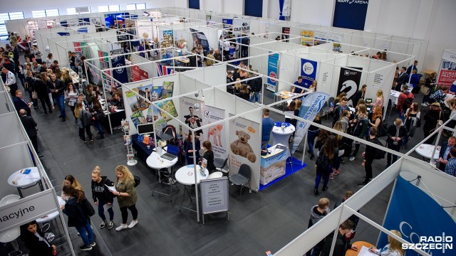 Dwudniowe targi edukacyjno-zawodowe vocatium Szczecin 2017 rozpoczęły się we wtorek w szczecińskiej hali Azoty Arena. To okazja na znalezienie pracy czy studiów.