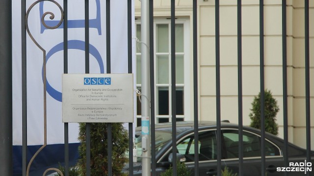 Obserwatorzy OBWE wstrzymali pracę w Donbasie