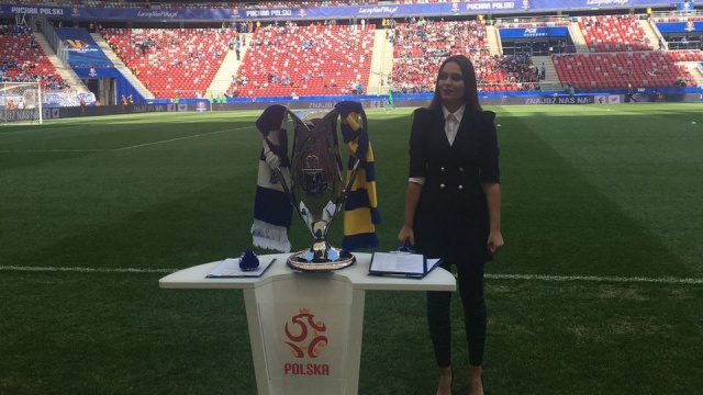 W finale, który rozegrano we wtorek na Stadionie Narodowym w Warszawie, zespół z Gdyni po dogrywce pokonał Lecha Poznań 2:1 (0:0, 0:0).