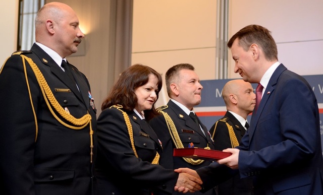 W Polsce jest blisko 30 tysięcy zawodowych strażaków i ponad 600 tysięcy ochotników. 4 maja każdy z nich ma swoje święto.