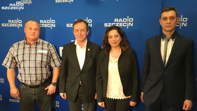 10 czy 100 tysięcy osób wzięło udział w Marszu Wolności, który przeszedł w sobotę przez Warszawę Na ten temat rozmawiali goście Kawiarenki politycznej w Radiu Szczecin.