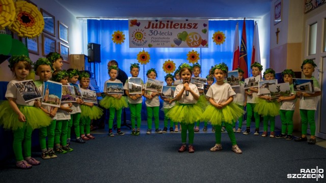 Podwójne święto w Szczęśliwej 13 w Szczecinie - przedszkole obchodziło Dzień Dziecka, a także jubileusz 30-lecia istnienia. To właśnie z tych okazji ponad setka maluchów śpiewała, tańczyła, grała i recytowała.