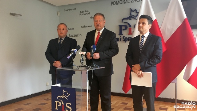Miliony z Ministerstwa Sportu na remonty boisk w zachodniopomorskich gminach. W sumie wsparcie w wysokości czterech milionów złotych otrzymają trzy gminy, w tym także Szczecin.