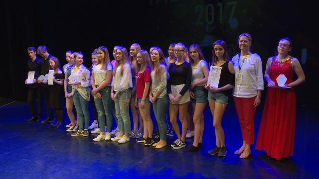 Uczniowie z zachodniopomorskich szkół i ośrodków kultury rywalizowali w kategoriach tanecznych i wokalnych.