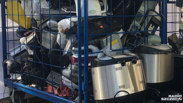 Specjalne pojemniki na drobne elektroodpady pojawią się na kołobrzeskich ulicach. Miejscowy magistrat ogłosił przetarg na stworzenie 14 stacji ekologicznych w różnych częściach miasta.