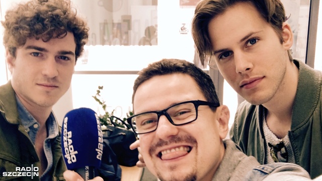 Ich przebój Be Mine przez ostatnie miesiące nucił cały świat W środę francuski duet gościł w Radiu Szczecin w pracy na wakacjach.
