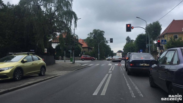 Korek na ulicy Słowackiego na skrzyżowaniu z Wyspiańskiego.