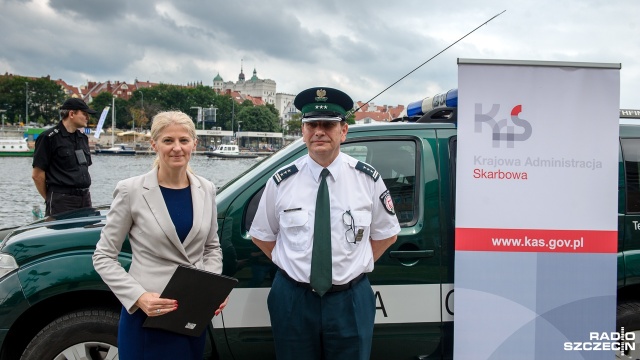 Trzy miliardy złotych więcej wpłynęło do budżetu państwa z podatku od sprzedaży paliw - w porównaniu z tym samym okresem ubiegłego roku. To efekt wzmożonych kontroli Służby Celno-Skarbowej.