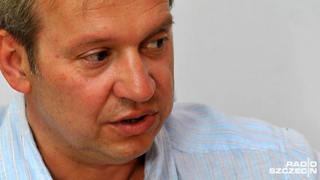 Blisko 40 procent szczecinian mówi nie przyjęciu uchodźców do Polski - wynika z sondażu przeprowadzonego dla Radia Szczecin. Niemal dokładnie tyle samo - ponad 38 procent - zgodziłoby się na przyjęcie uchodźców do Polski, ale pod pewnymi warunkami. Np. po sprawdzeniu ich tożsamości lub tylko chrześcijan czy matki z dziećmi.