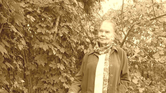 Nie żyje Julia Hartwig, poetka, eseistka i tłumaczka literatury pięknej z języka francuskiego i angielskiego. Zmarła w piątek w Pensylwanii w Stanach Zjednoczonych. W sierpniu skończyłaby 96 lat. Nie opublikowała wielu tomów poetyckich, jednak te, które stworzyła, okazały się nieprzemijające i zapewniły jej trwałe miejsce w historii literatury polskiej.