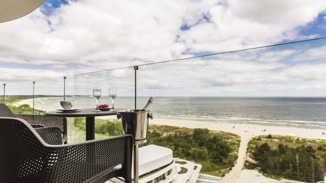 Jeden z najnowocześniejszych i największych w Polsce hoteli otwarto w Świnoujściu. Wart 250 milionów złotych Radisson Blu Resort stanął kilkanaście metrów od plaży.