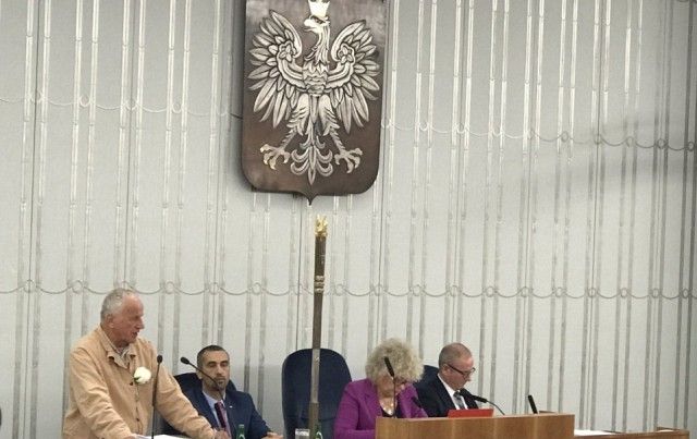 Senat pracuje nad uchwaloną w czwartek przez Sejm ustawą o Sądzie Najwyższym.