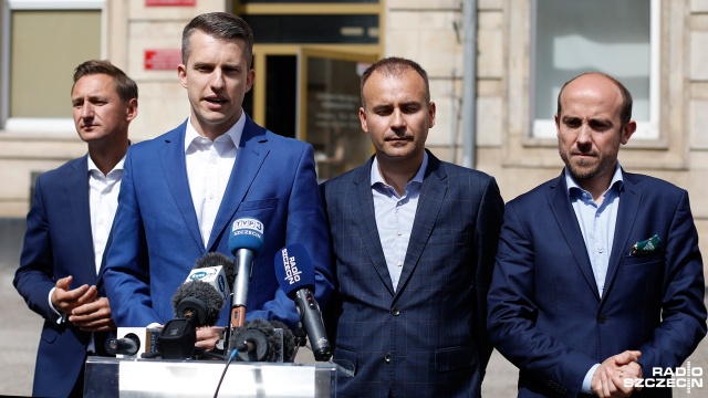 Podpisana przez Prezydenta RP Andrzeja Dudę ustawa o ustroju sądów powszechnych jest niezgodna z Konstytucją - mówi Borys Budka.