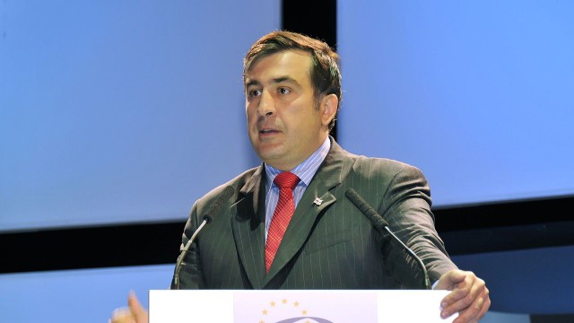 Micheil Saakaszwili zamierza zaskarżyć decyzję Petra Poroszenki o pozbawieniu go ukraińskiego obywatelstwa. W wywiadzie dla portalu Ukraińska Prawda były gruziński prezydent i były gubernator Odessy oskarża prezydenta Ukrainy o próby politycznej zemsty i zapowiada, że nie zrezygnuje z udziału w ukraińskiej polityce.