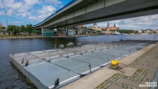 Dwa nowe mosty powstaną na Odrze w centrum Szczecina. Przeprawy dla pieszych zostaną zamontowane na finał regat The Tall Ships Races. Mosty pontonowe będą rozstawione na rzece między Trasą Zamkową a Mostem Długim.