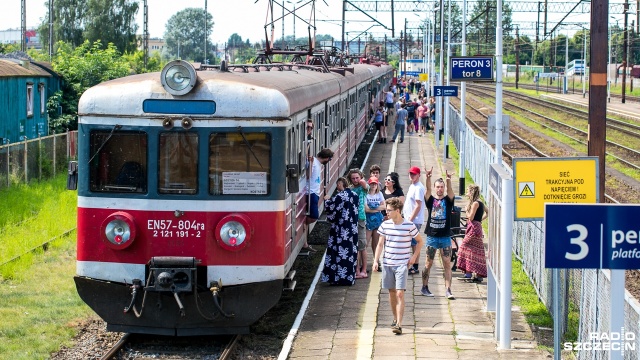 Składem Hey Joe pojechali na jednej z największych festiwali w Europie - Przystanek Woodstock. Specjalny pociąg musicREGIO ruszył z dworca w szczecińskim Dąbiu do Kostrzyna nad Odrą.