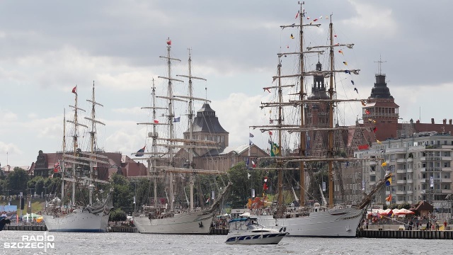 Mimo, że w piątek działo się dużo, to sobota jest oficjalnym, pierwszym dniem finału regat The Tall Ships Races w Szczecinie.