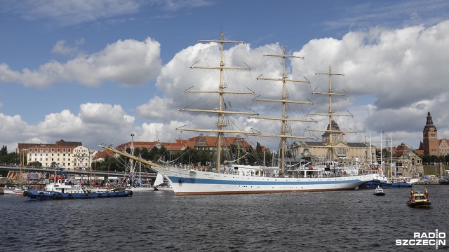 Rosyjski żaglowiec Mir przypłynął do Szczecina na finał regat The Tall Ships Races. Zacumował przy nabrzeżu na Łasztowni.