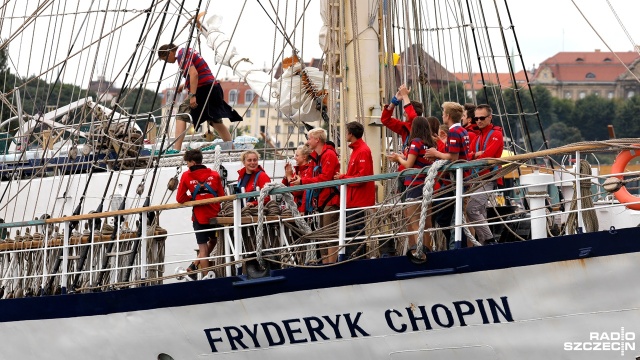 Przeżyli prawdziwą żeglarską przygodę - pracowali na pokładzie, ścigali się w regatach i reprezentowali Szczecin we wszystkich portach tegorocznego The Tall Ships Races.