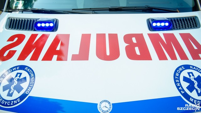 Dwie osoby zostały ranne w wypadku na drodze wojewódzkiej nr 151. Na ulicy Szczecińskiej w Świdwinie zderzyły się dwa auta.