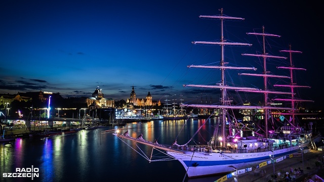 Trzeci dzień finału regat The Tall Ships Races w Szczecinie ponownie zgromadził tłumy na szczecińskich Wałach Chrobrego i Łasztowni.