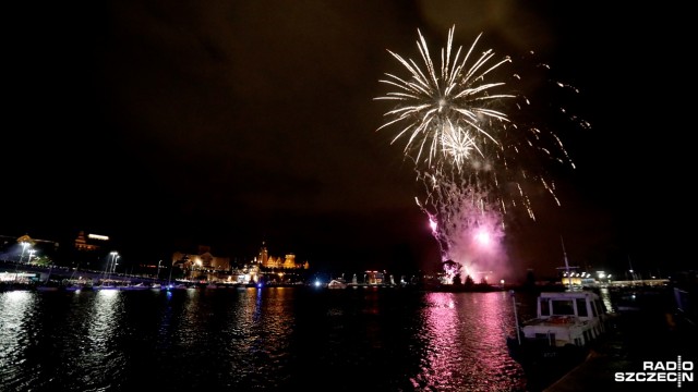 Reprezentanci Austrii i Belgii zaprezentowali się podczas pierwszego wieczoru 10. Międzynarodowego Festiwalu Sztucznych Ogni Pyromagic. W sobotę kolejne pokazy od 22.20.