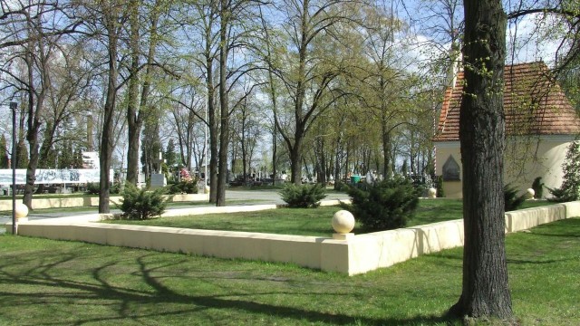 Na Cmentarzu Poległych w 1920 roku została odprawiona msza za żołnierzy walczących z bolszewikami. Odczytano także Apel Pamięci. W uroczystościach uczestniczyli przedstawiciele prezydenta, rządu, parlamentarzyści i samorządowcy.
