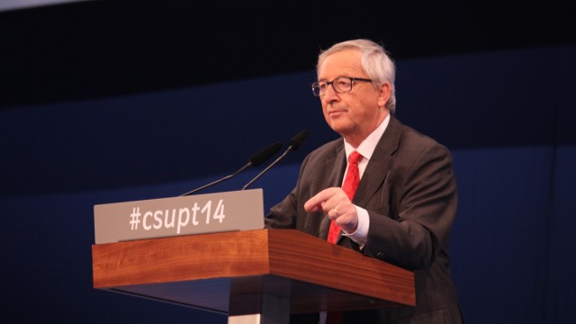 Jedność Unii, większa jej integracja i przywiązanie do praworządności - to niektóre tematy poruszone przez szefa Komisji Europejskiej podczas przemówienia na sesji plenarnej w Strasburgu. Jean-Claude Juncker wygłosił w środę w europarlamencie doroczne przemówienie o stanie UE.