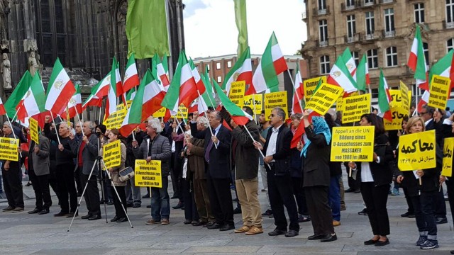 Po sobotniej manifestacji Kurdów w niemieckiej Kolonii, turecki MSZ wezwał do siebie niemieckiego ambasadora w Ankarze. Konflikt między Niemcami a Turcją narasta od kilku miesięcy.