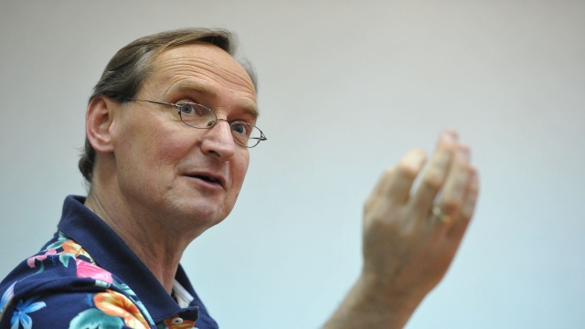 To zdanie wyrwane z kontekstu, nie oddałbym Szczecina Niemcom - mówi Wojciech Cejrowski w rozmowie z reporterem Radia Szczecin.