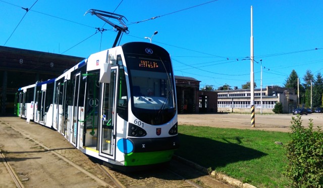 Spółka Tramwaje Szczecińskie szuka dostawcy kolejnych składów, które trafią do naszego miasta w częściach. Elementy pojazdu złożą na miejscu pracownicy szczecińskiej spółki.