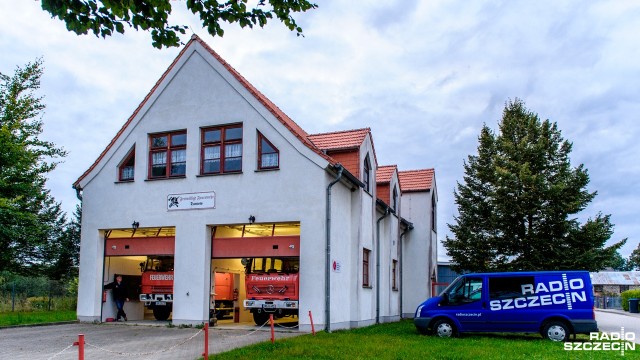 Niemiecka ochotnicza straż pożarna chce mieć Polaków w swoich szeregach. Mundurowi z przygranicznego Tantow szukają nowych funkcjonariuszy właśnie wśród Polaków licznie mieszkających w gminie. Przekonują, że chociaż praca w ochotniczej straży jest darmowa, to korzyści i tak jest całkiem sporo.