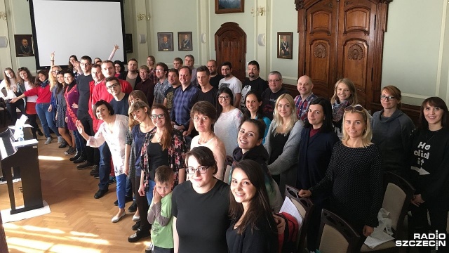 Kayah i Kroke wystąpią z Chórem Akademii Morskiej w Szczecinie. Usłyszymy oryginalne aranżacje melodii żydowskich, wywodzących się z krakowskiego Kazimierza, jak również urokliwe pieśni bałkańskie czy poruszające utwory kultury Romów.