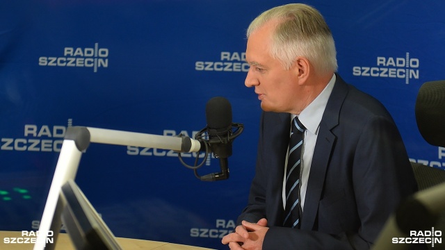Nie ma buntu przeciwko reformie nauki w Polsce - mówił w Rozmowach pod krawatem wicepremier Jarosław Gowin. Projekt ustawy, który przygotowało Ministerstwo Nauki i Szkolnictwa Wyższego był konsultowany przez blisko 600 dni ze środowiskiem akademickim.