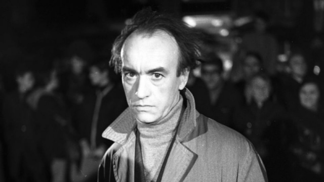 Wybitny aktor teatralny i filmowy Wiesław Michnikowski odszedł w wieku 95 lat. Był jedną z gwiazd Kabaretu Starszych Panów i kabaretu Dudek.