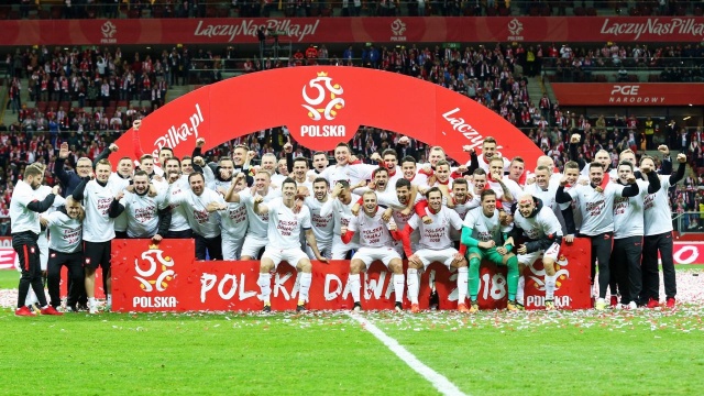 Polska wygrała w Warszawie z Czarnogórą 4:2 w ostatnim meczu eliminacji do piłkarskich Mistrzostw Świata.