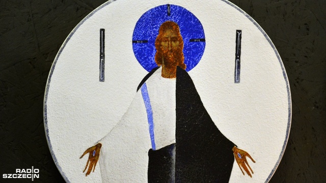 Opowieść o życiu, śmierci i zmartwychwstaniu Jezusa Chrystusa przedstawia 10 ikon autorstwa Anny Kiłyk, które od czwartku można oglądać na wystawie w Cerkwi Grecko-Katolickiej w Szczecinie.