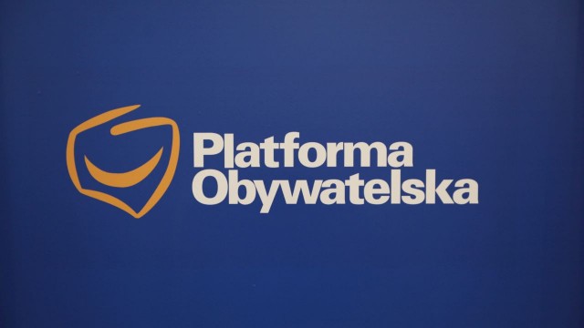Goście Kawiarenki politycznej komentowali sobotnią konwencję samorządową Platformy Obywatelskiej. Partia przedstawiła swój program m.in. na najbliższe wybory. Wśród nich jest m.in. postulat likwidacji urzędów wojewódzkich czy obowiązkowy budżet obywatelski.