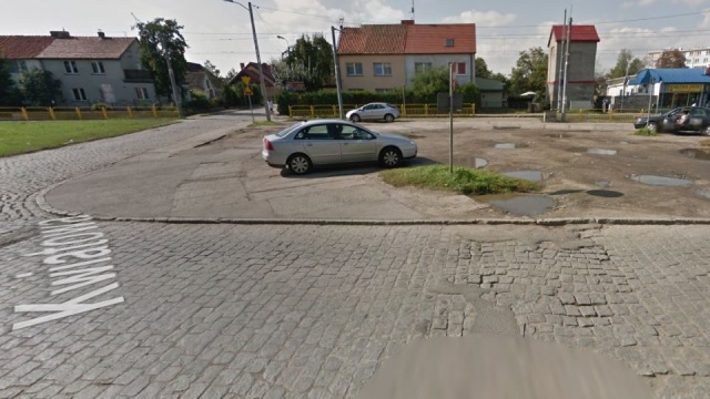 Półtora miesiąca później niż przewidywała umowa potrwa remont ulicy Kwiatowej w Szczecinie.