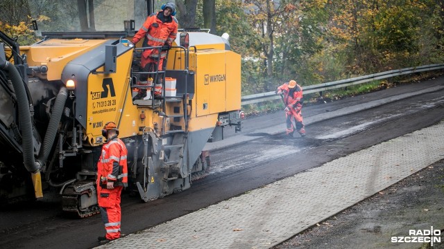 Remonty ulic Witkiewicza i Derdowskiego w Szczecinie rozpoczną się w poniedziałek wieczorem. Prace związane z wymianą nawierzchni potrwają dwie noce: z poniedziałku na wtorek i z wtorku na środę, w godzinach 19-6.