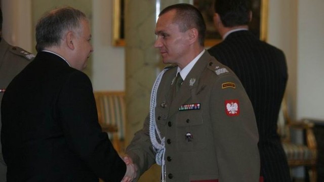 Były dowódca Gromu komentuje decyzję USA o sprzedaży Polsce systemu Patriot - generał Roman Polko przypomina, że o zakup systemów obrony przeciwrakietowej Patriot staramy się od kilkunastu lat, dlatego, jego zdaniem, mamy do czynienia z przełomem.