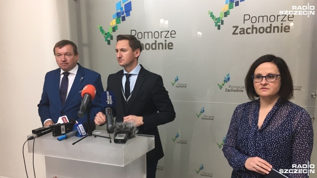 Wody Polskie nie podołają zadaniom - marszałek województwa Olgierd Geblewicz podczas konferencji prasowej mówił o swoich obawach dotyczących działalności nowej państwowej instytucji, która 1 stycznia przejmie kompetencje Zarządów Melioracji i Urządzeń Wodnych w całej Polsce.