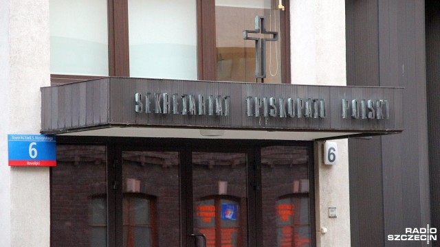Sto tysięcy euro przekazał w imieniu Kościoła Katolickiego w Polsce na rzecz Caritas Liban przewodniczący Episkopatu Polski arcybiskup Stanisław Gądecki.