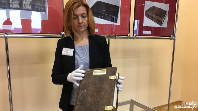 Mają ponad 500 lat i potrzebowały pilnie liftingu i renowacji. Dwa inkunabuły z końca XV wieku z Książnicy Pomorskiej zostały poddane wielomiesięcznej i gruntownej konserwacji i dziś niemal jak nowe zostały wystawione na widok publiczny.