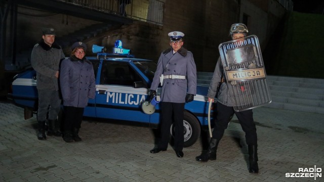 Archiwalne materiały dokumentujące m.in. szczecińskie protesty robotnicze w latach 70-tych i 80-tych obejrzeli w środę mieszkańcy miasta. Specjalny pokaz w hotelu Vulcan pod hasłem: Szczecińskie grudnie: 1956, 1970, 1981. Pamiętamy został zorganizowany z okazji przypadającej w środę rocznicy wprowadzenia stanu wojennego w Polsce.