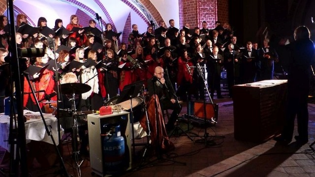 Na adwentowy koncert zaprasza w niedzielę wieczorem Chór Akademicki im. prof. Jana Szyrockiego Zachodniopomorskiego Uniwersytetu Technologicznego w Szczecinie. Kantatę Wygnanych specjalnie dla niego napisał kompozytor Piotr Klimek.