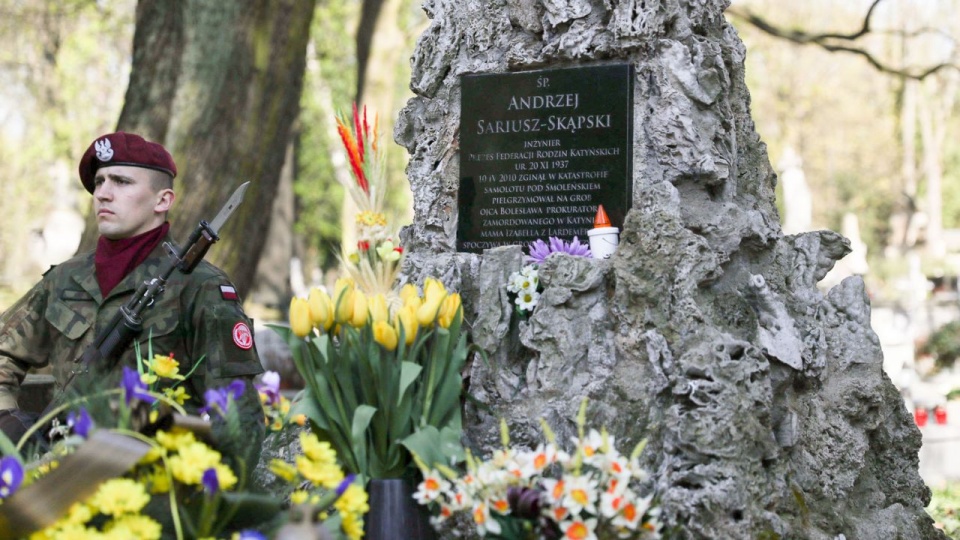 Złożenie wieńców na Cmentarzu Rakowickim w Warszawie. Fot. Grzegorz Jakubowski / KPRP