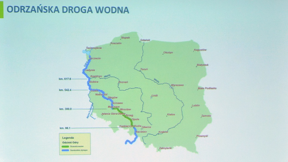 W zamierzeniach rządu jest pogłębienie rzeki Odry do IV klasy żeglowności. Fot. Łukasz Szełemej [Radio Szczecin]