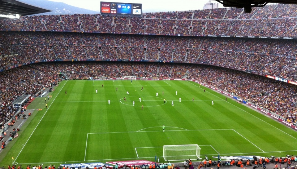 Camp Nou, stadion piłkarski w Barcelonie. Fot. www.pixabay.com/photo-463349 (domena publiczna)